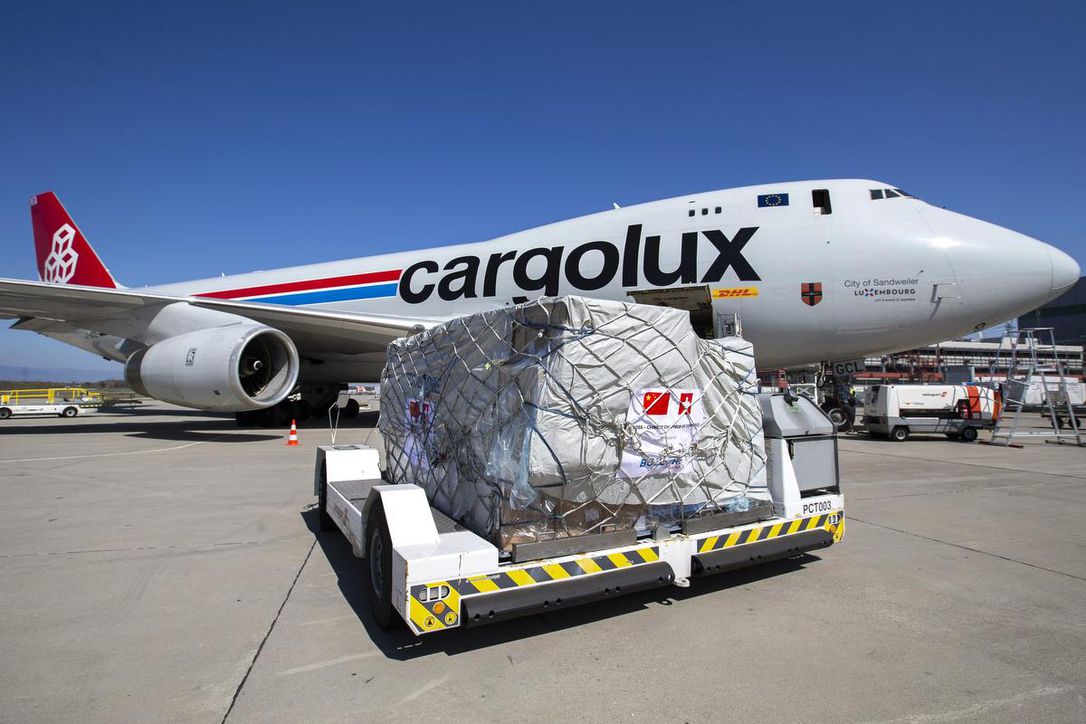 air cargo of masks from china