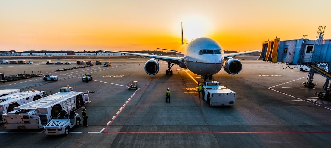 Courier delivery aircraft